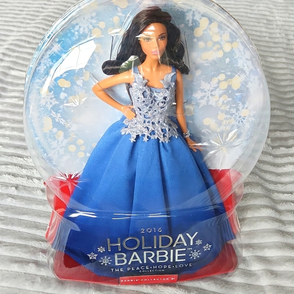Collectors Edition aa Holiday Barbie 2016 nib